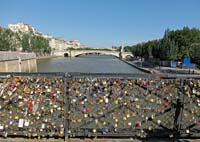 bs_Love Locks Bridge_2164