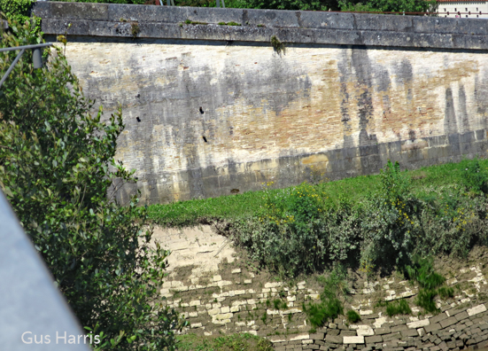 aw--Stone Brick Walls--_5029