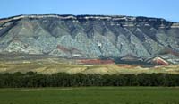 ak--Mountain Range Shell Canyon Cody Wy --DC1T6386